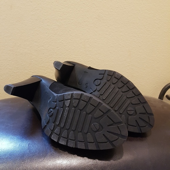 Shoe booties - Picture 4 of 4